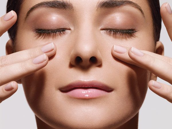 Lymphatic Drainage Face Massage: Benefits & How to Do It at Home